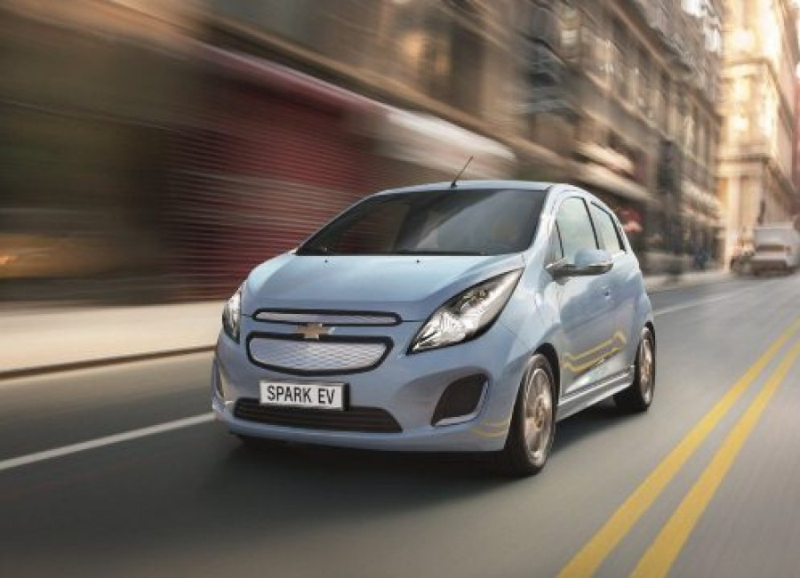 Chevrolet spark ev b 7511