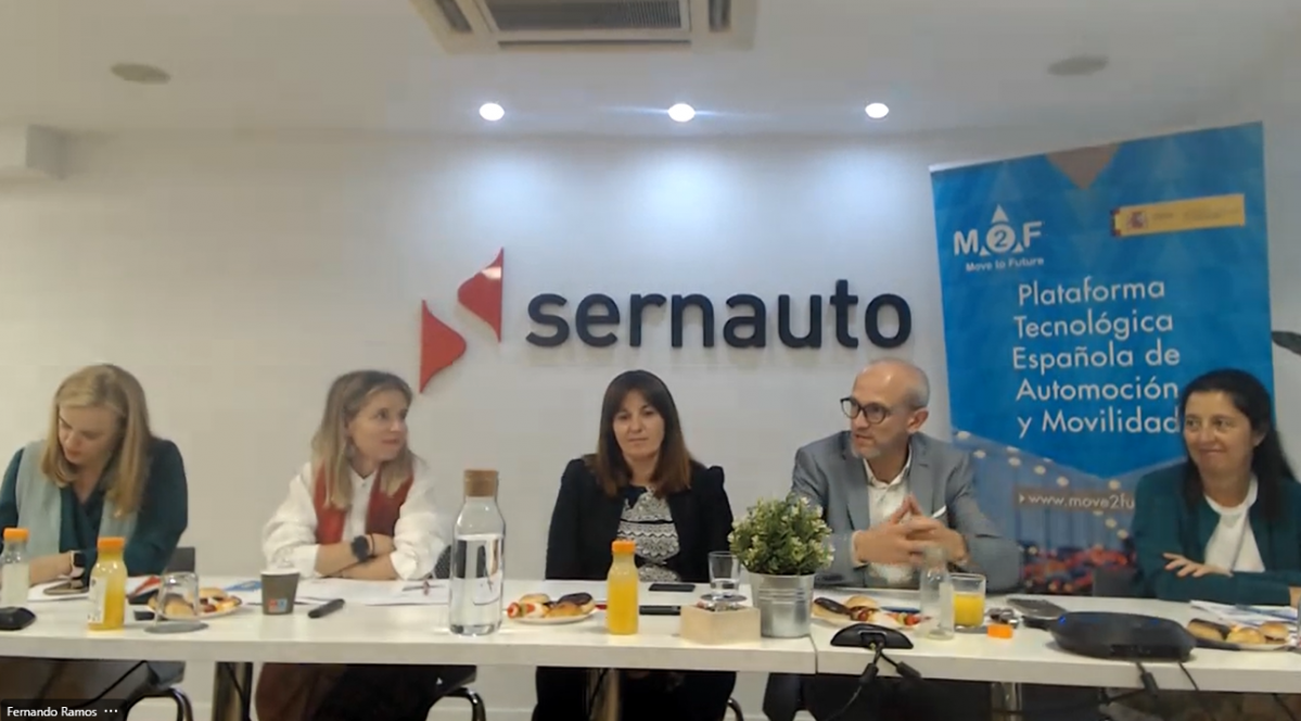 Sernauto desayuno